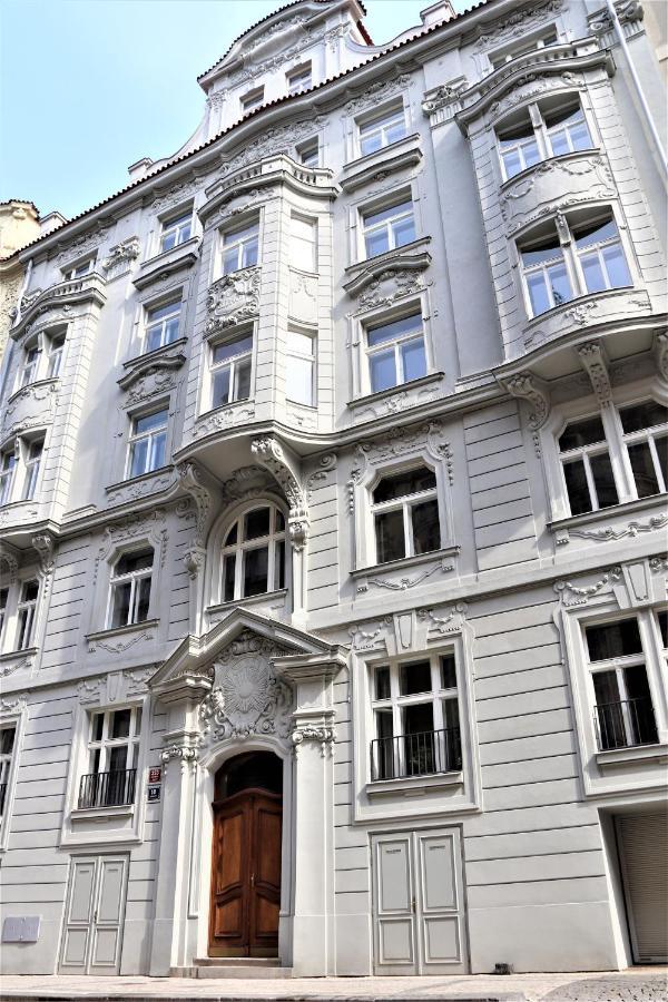 Flowers Apartments Praha Exteriér fotografie